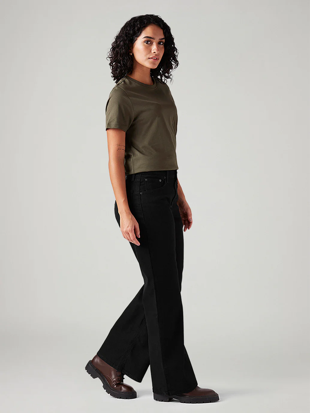 Women's Black Loose Bootcut Fit Mid Rise Jeans - Image 6