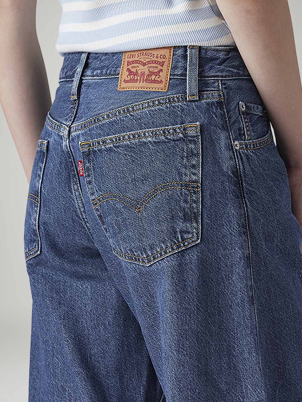 Women's Blue Baggy Dad Barrel Loose Fit Mid Rise Jeans - Image 5