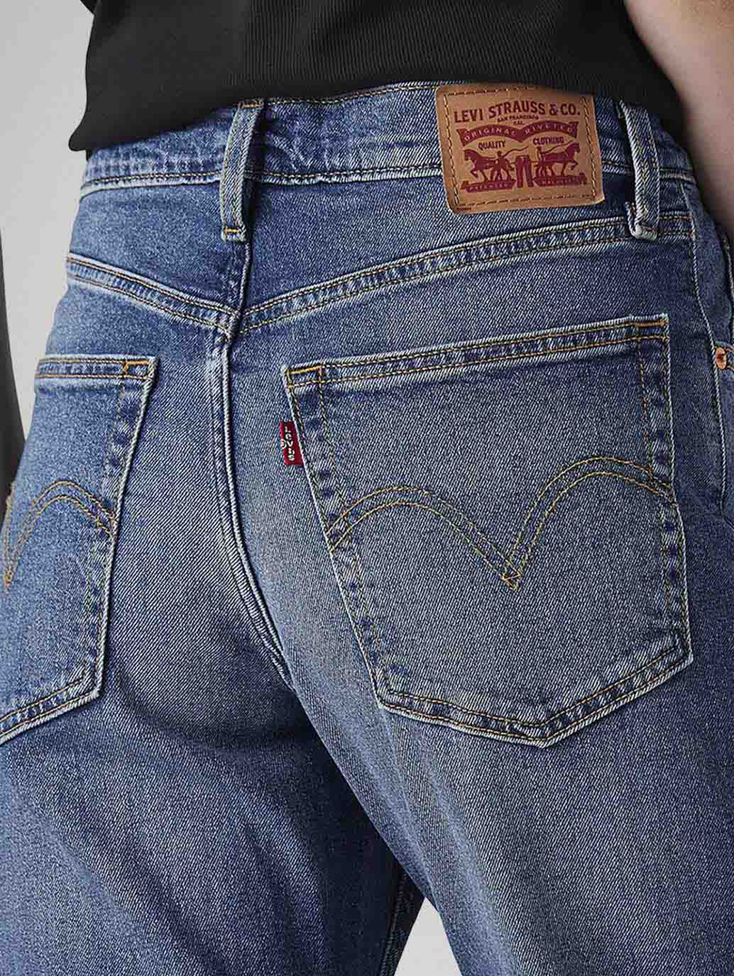 Women's Blue Loose Bootcut Fit Mid Rise Jeans - Image 5