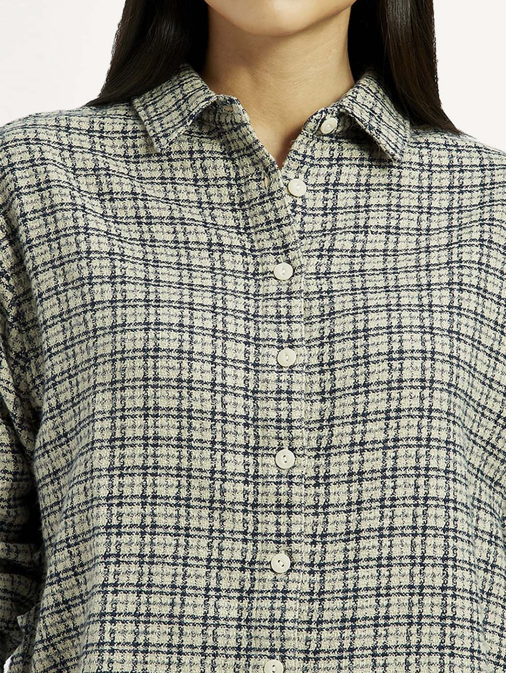 Women's Checkered Green Relaxed Fit Shirt - Image 3