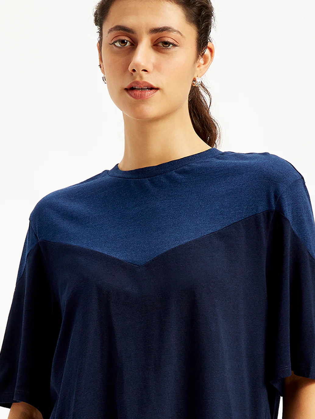 Women's Colorblock Loose Fit Crop T-Shirt - Image 4
