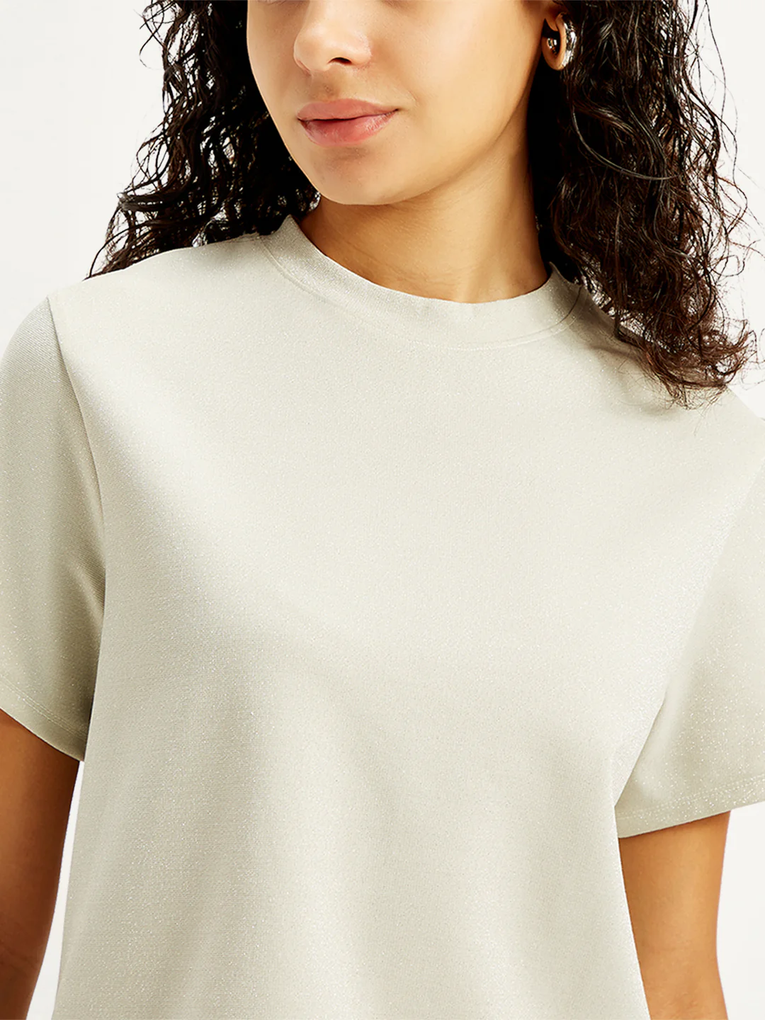 Women's Solid Regular Fit T-Shirt - Image 4