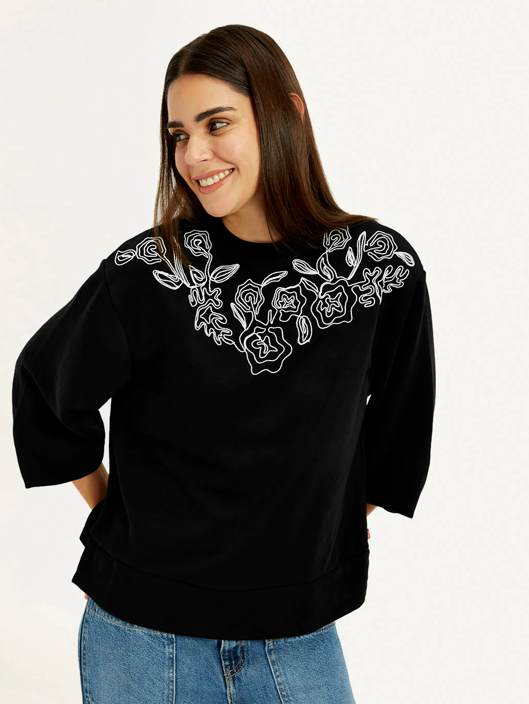 Women's Embroidered Black Oversized Sweatshirt - Image 2