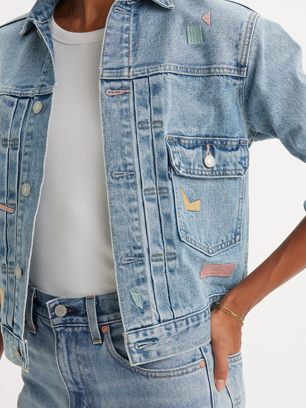 Women's Type II Trucker Denim Jacket - Image 7