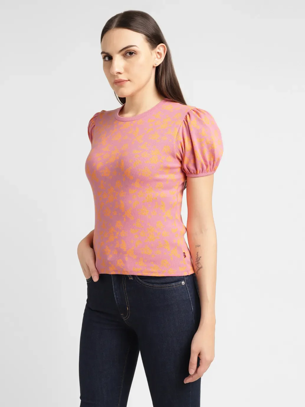Women's Floral Pink Crew Neck Top - Image 4