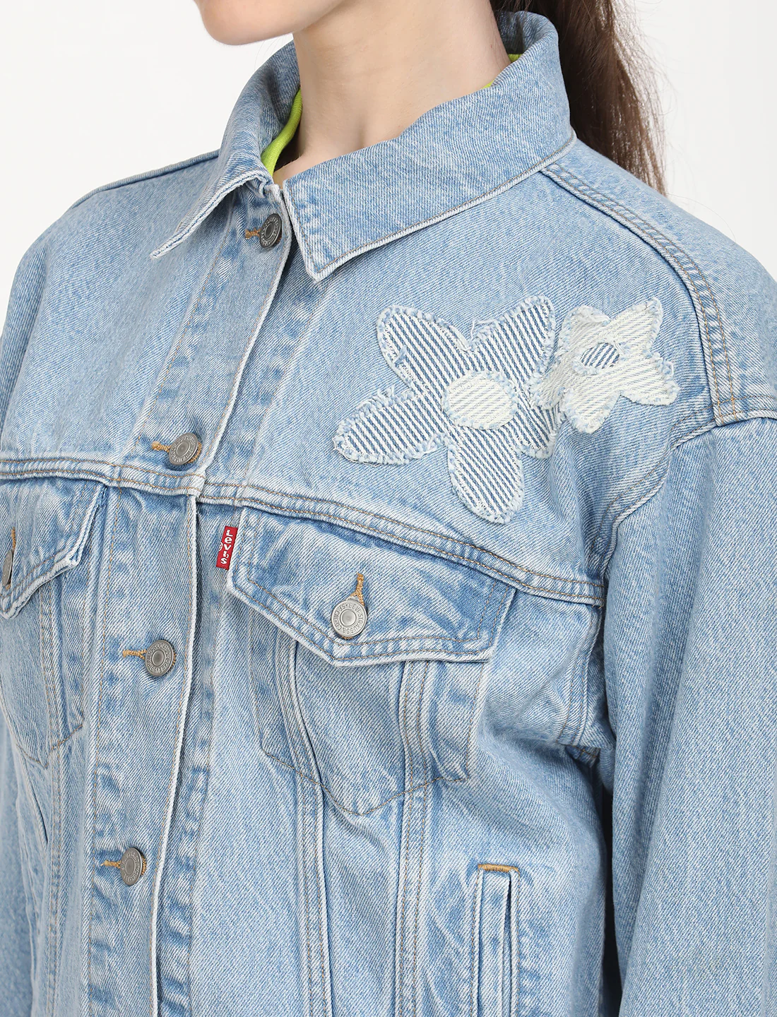 Women's Floral Print Blue Spread Collar Denim Trucker Jacket - Image 5