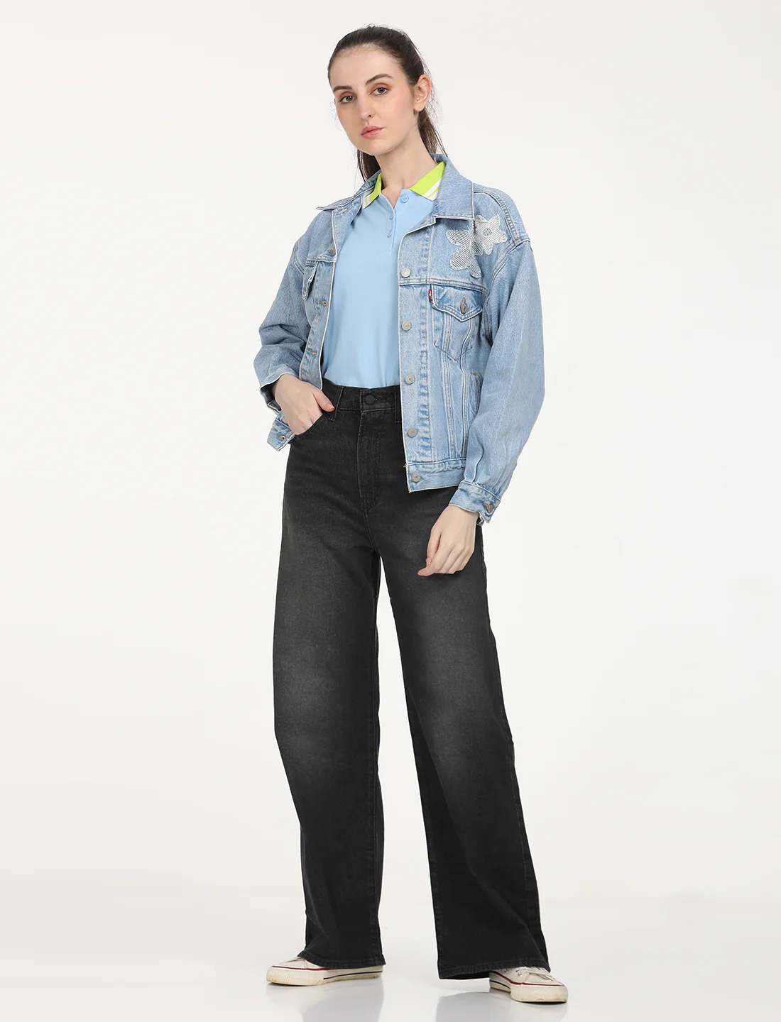 Women's Floral Print Blue Spread Collar Denim Trucker Jacket - Image 7