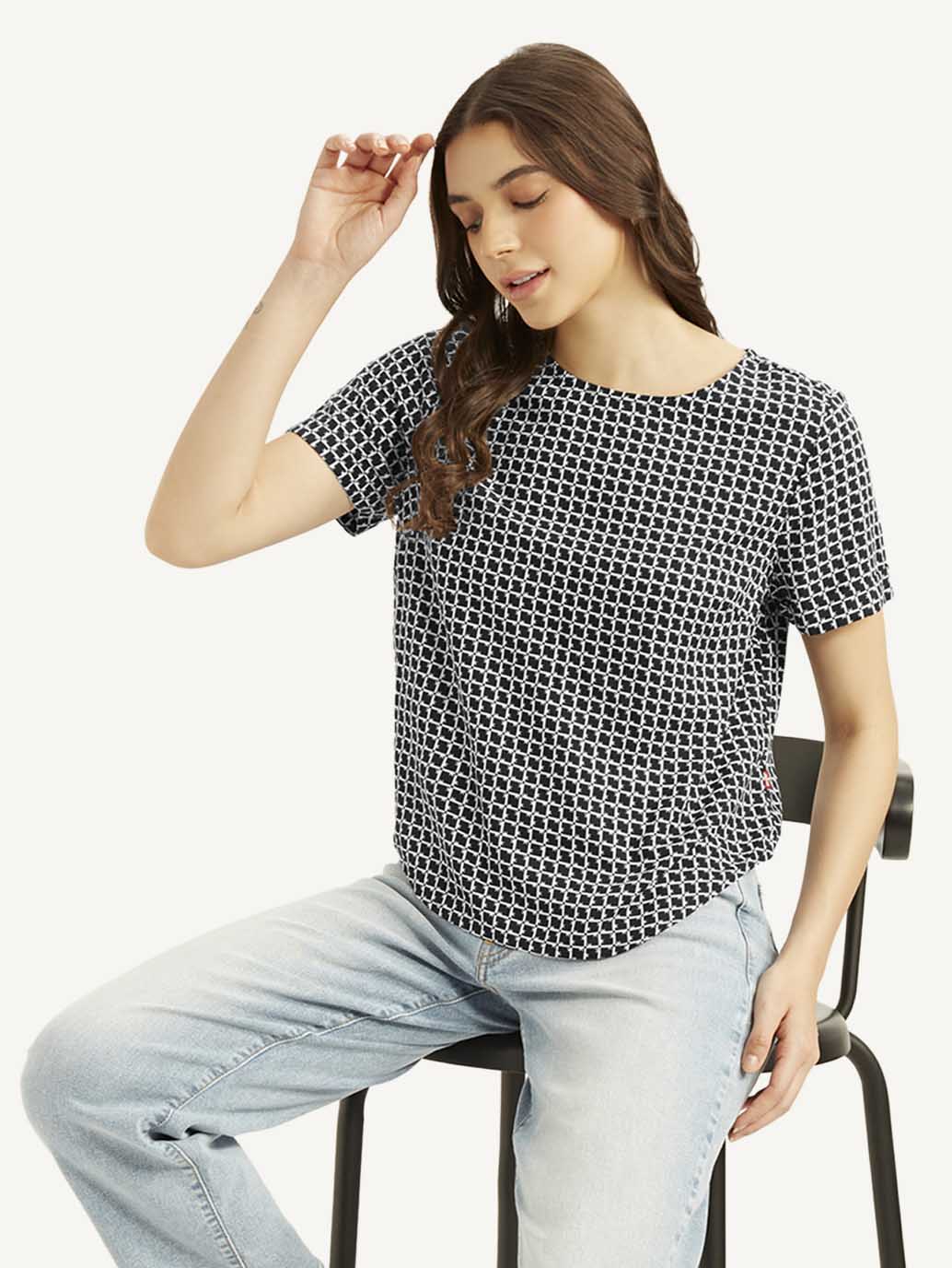 Women's Geometric Black Round Neck Top - Image 5