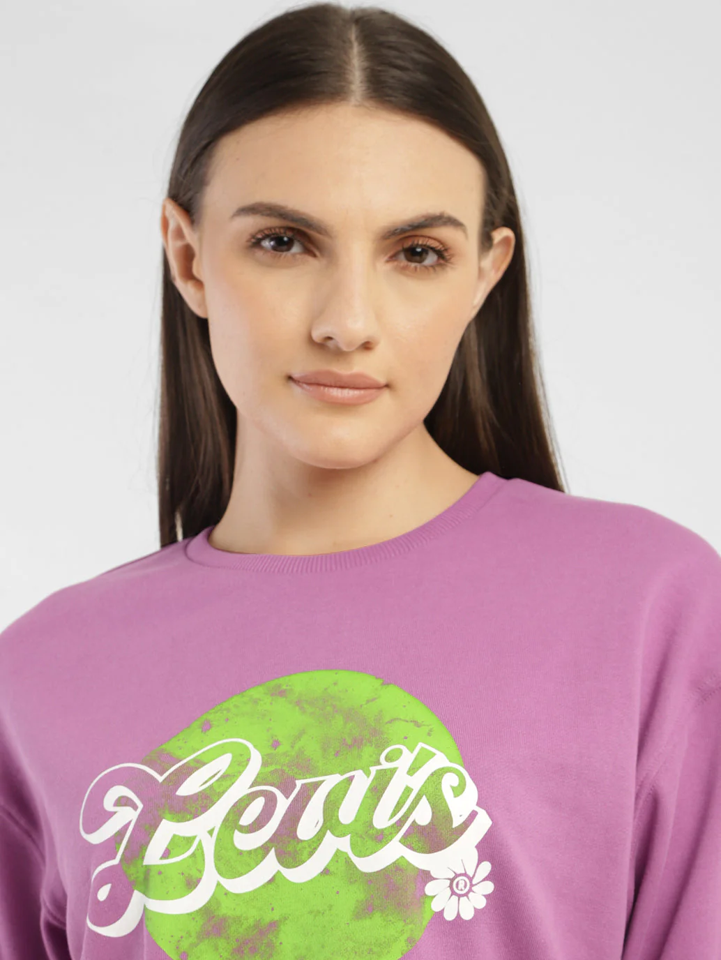 Women's Graphic Print Crew Neck Sweatshirt - Image 5