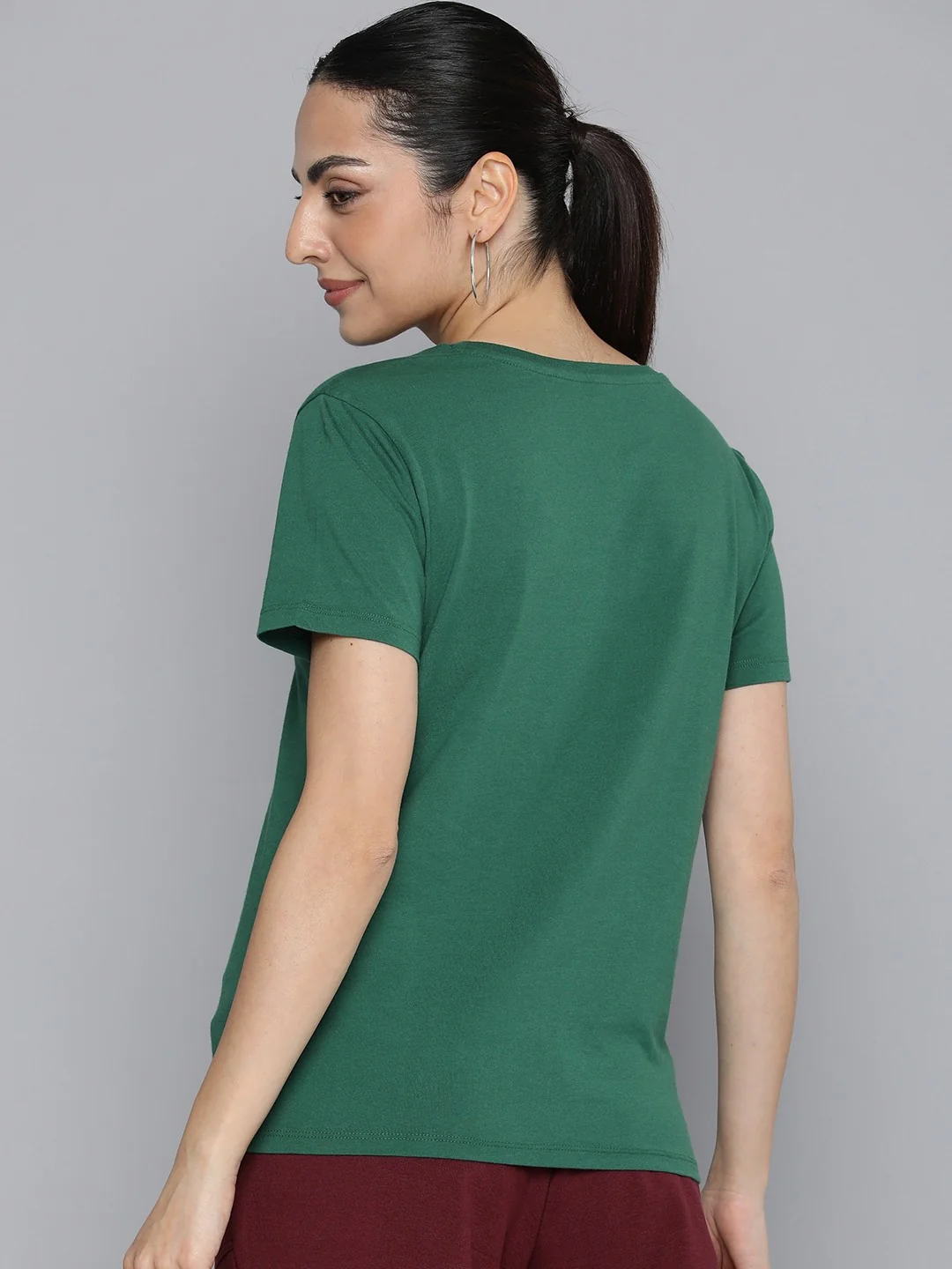 Women's Graphic Print Crew Neck T-shirt - Image 3