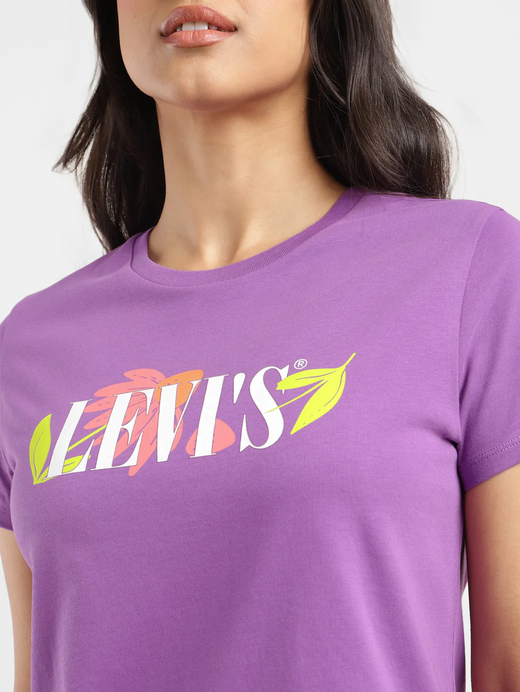 Women's Graphic Print Crew Neck T-shirt - Image 4