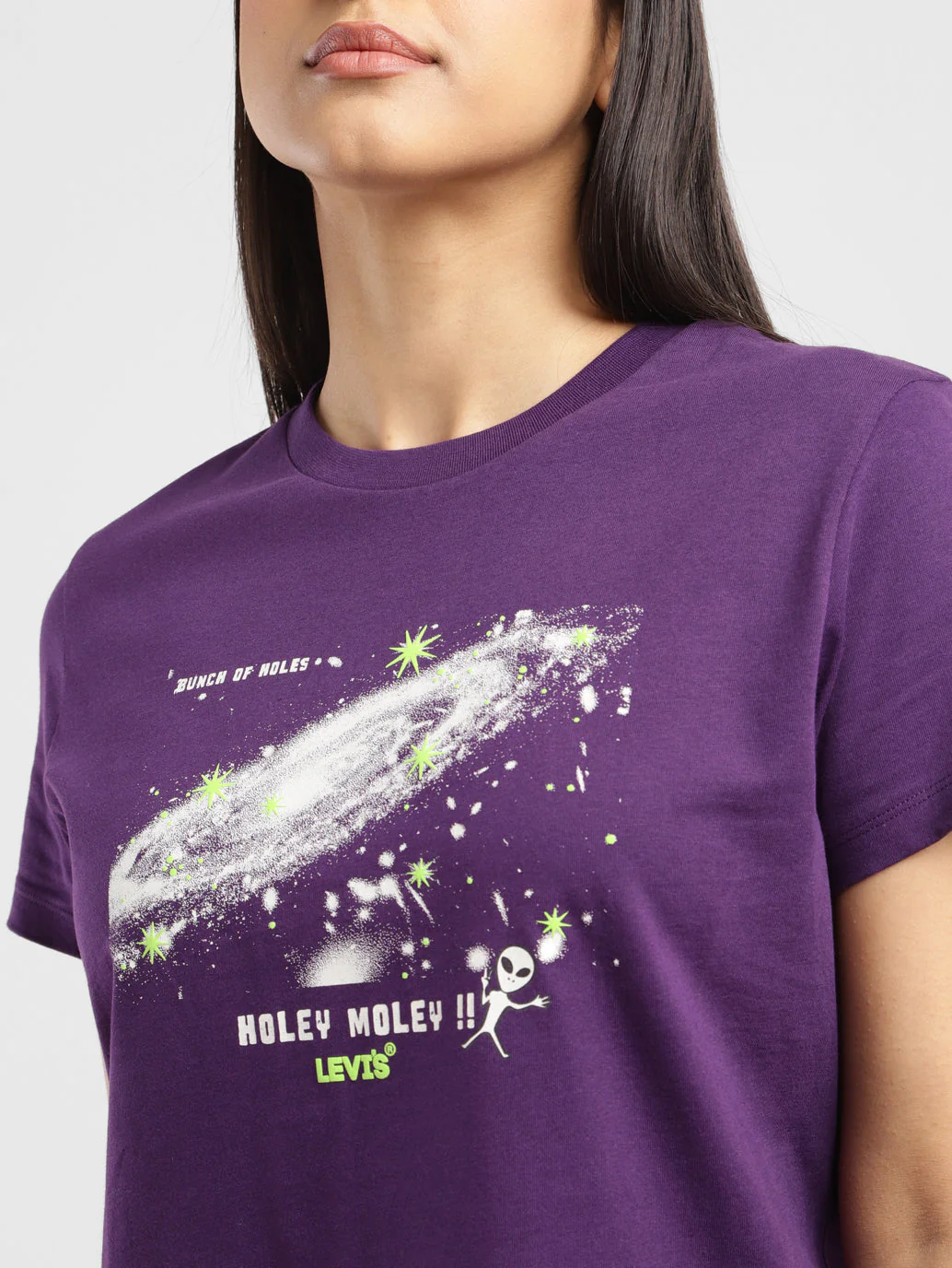 Women's Graphic Print Crew Neck T-Shirt - Image 4