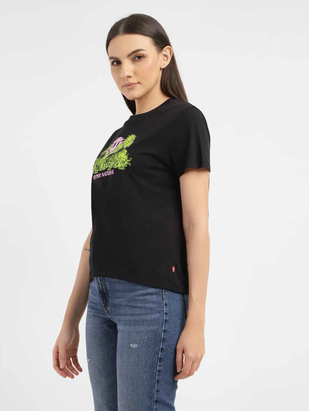 Women's Graphic Print Relaxed Fit T-shirt - Image 4