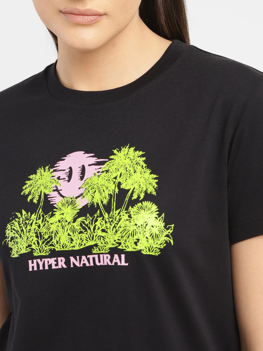 Women's Graphic Print Relaxed Fit T-shirt - Image 5