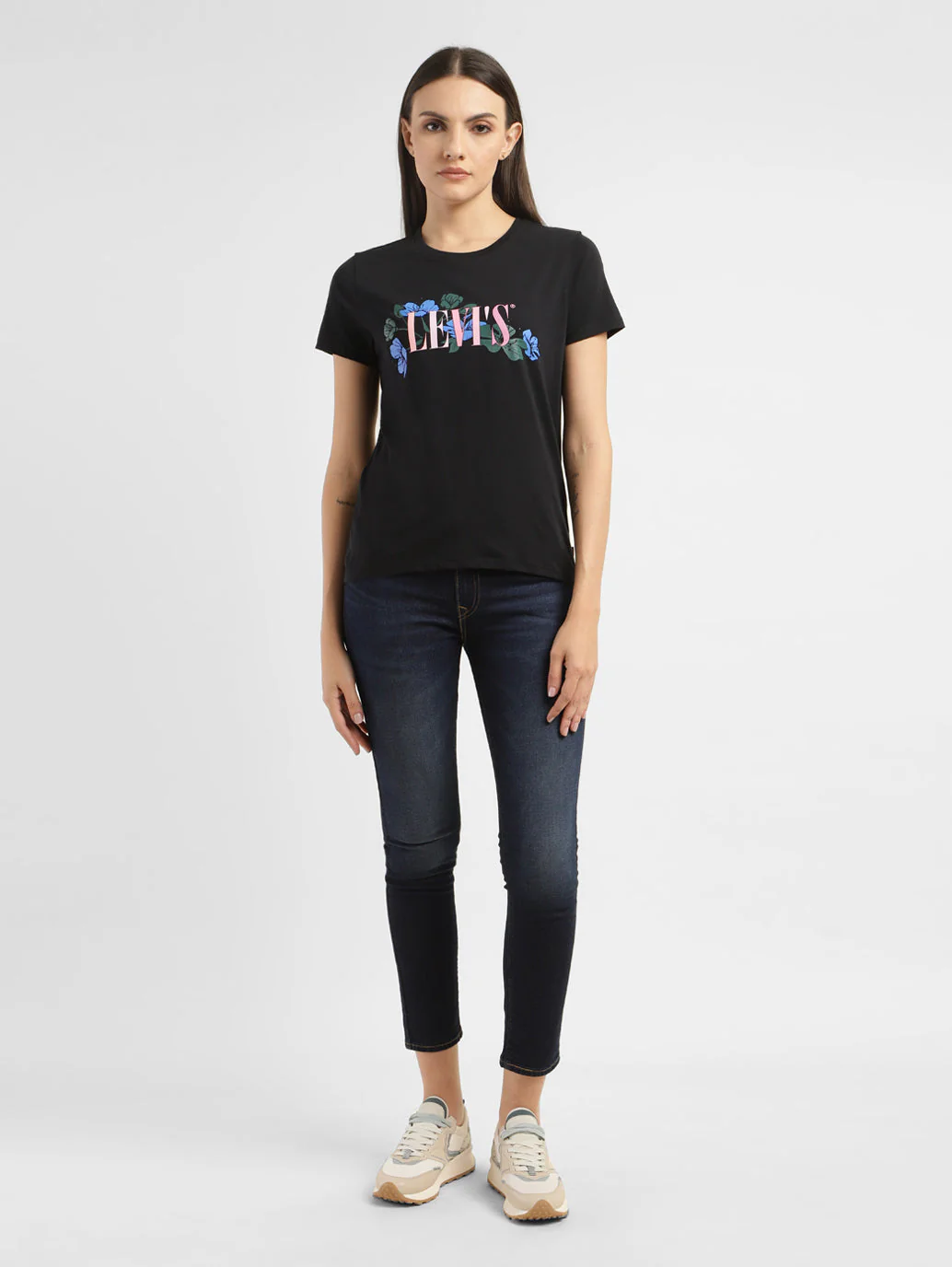 Women's Graphic Print Regular Fit T-shirt - Image 6