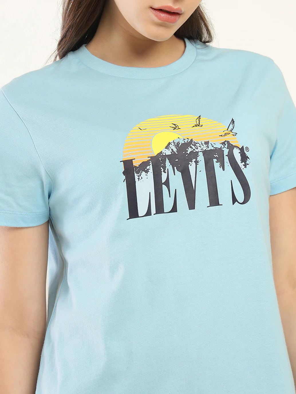 Women's Graphic Print Relaxed Fit T-shirt - Image 4