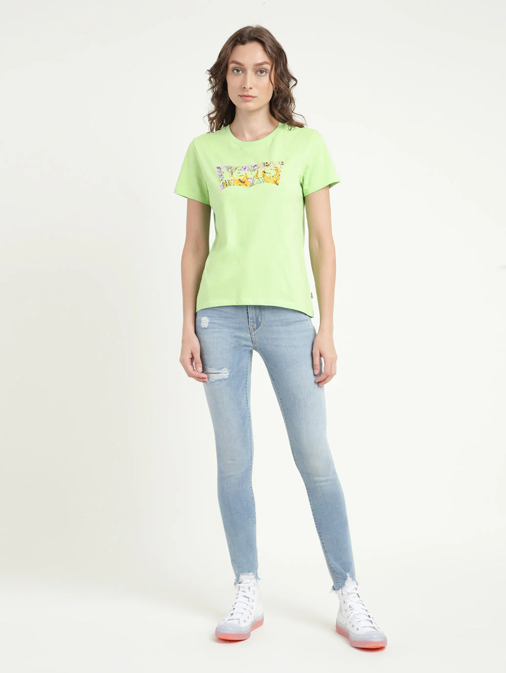 Women's Graphic Print Round Neck T-shirt Green - Image 6