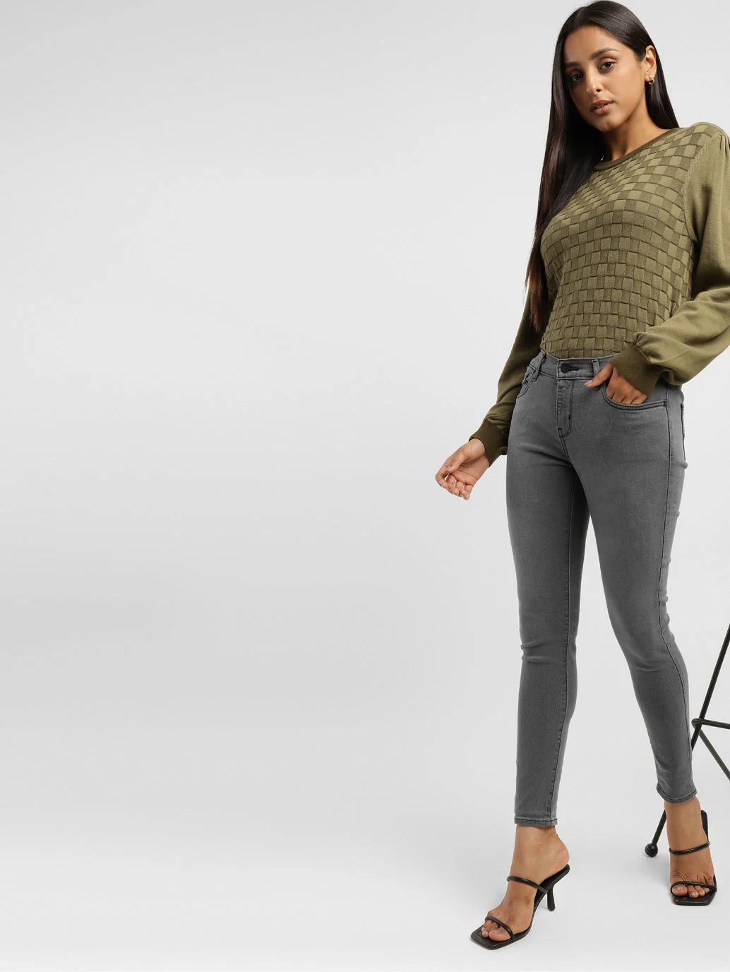 Women's 710 Grey Skinny Fit Mid Rise Jeans - Image 6