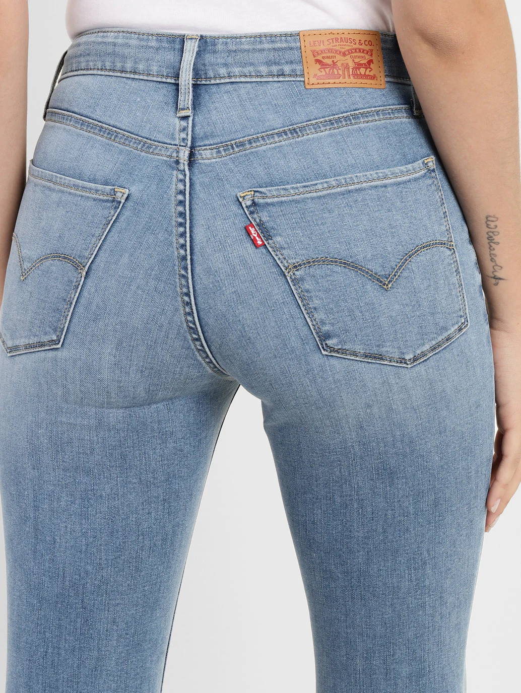 Women's 721 Blue Skinny Fit High Rise Jeans - Image 7