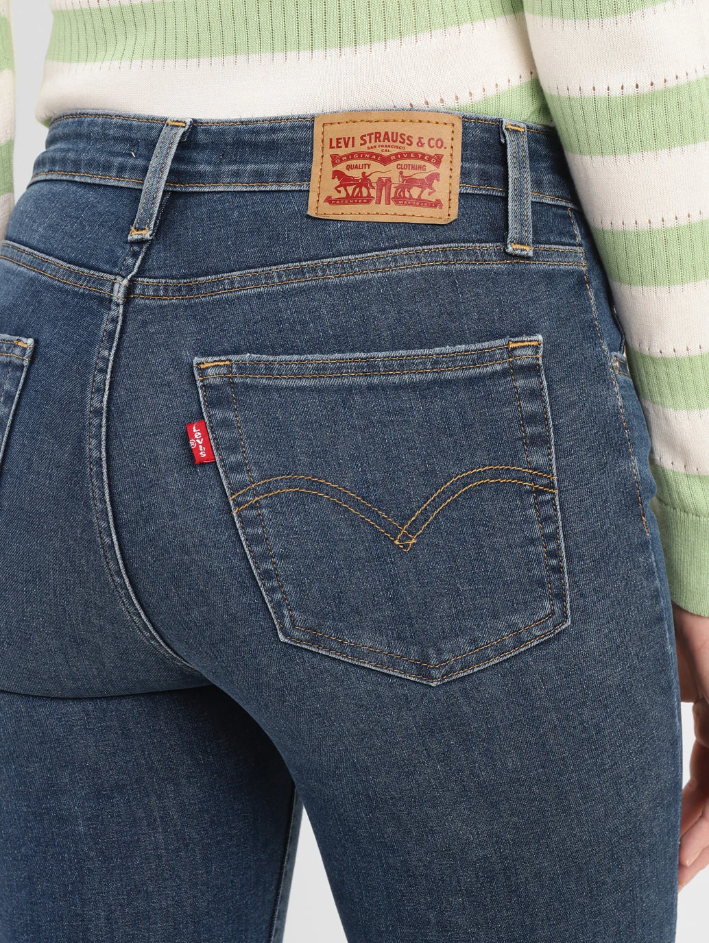 Women's 721 Blue Skinny Fit High Rise Jeans - Image 6