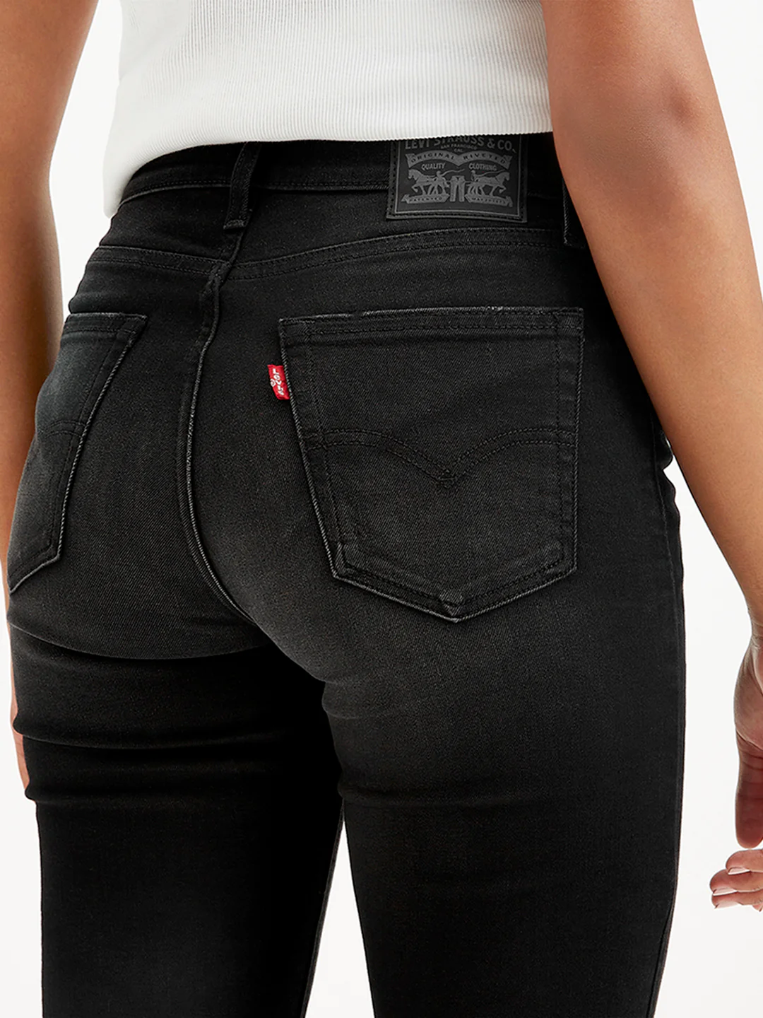 Women's 724 Black Slim Straight Fit High Rise Jeans - Image 5