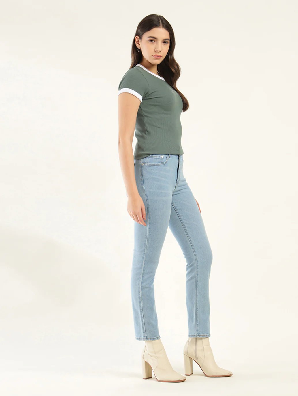 Women's 724 Blue Slim Straight Fit High Rise Jeans - Image 6