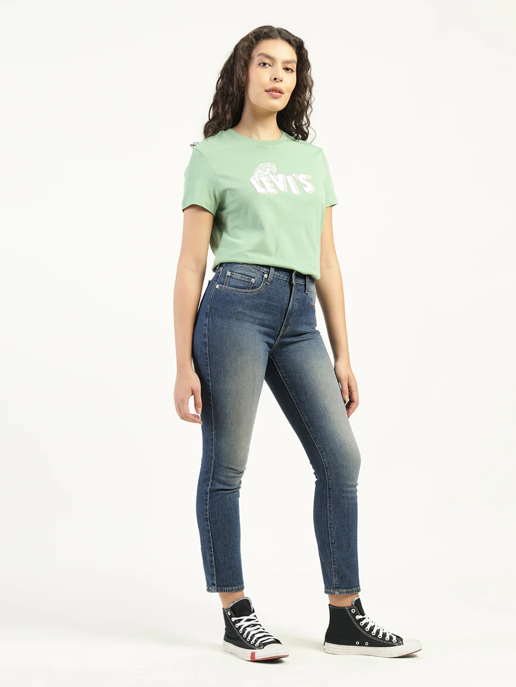 Women's 724 Blue Slim Straight Fit High Rise Jeans - Image 7