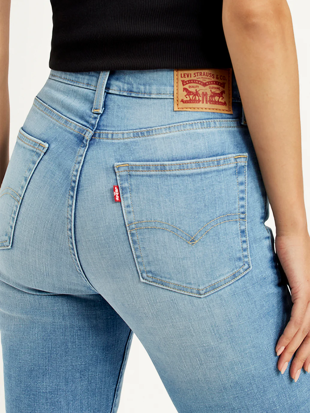 Women's 724 Blue Slim Straight Fit High Rise Jeans - Image 5