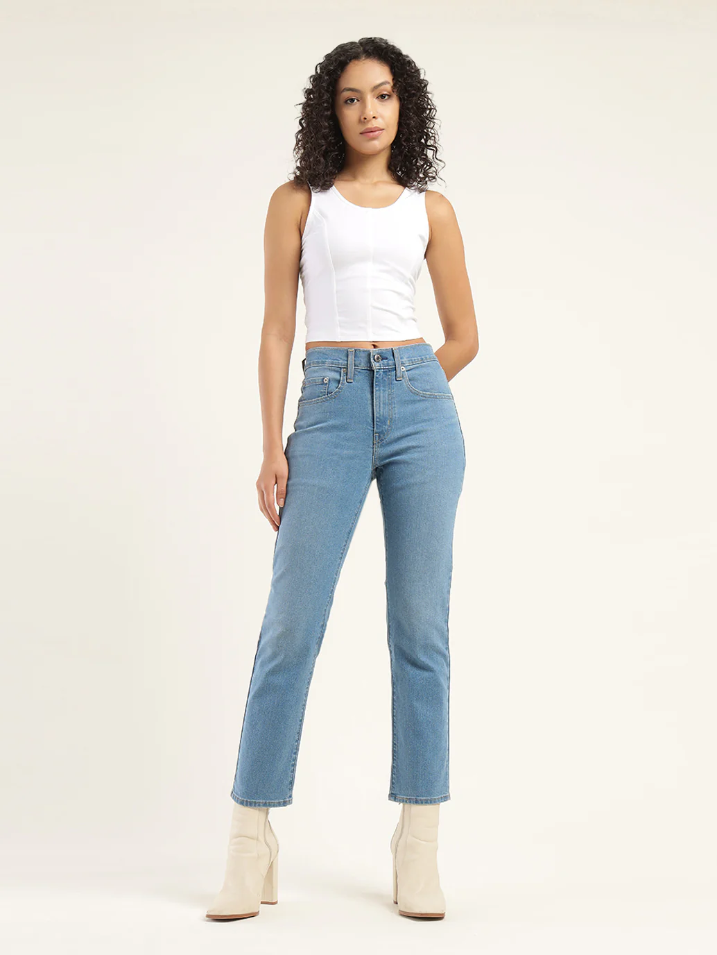 Women's 724 Blue Slim Straight Fit High Rise Jeans - Image 6