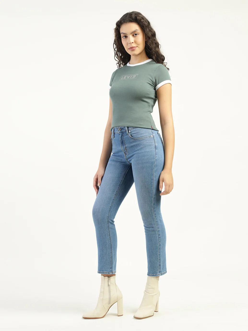 Women's 724 Blue Slim Straight Fit High Rise Jeans - Image 6