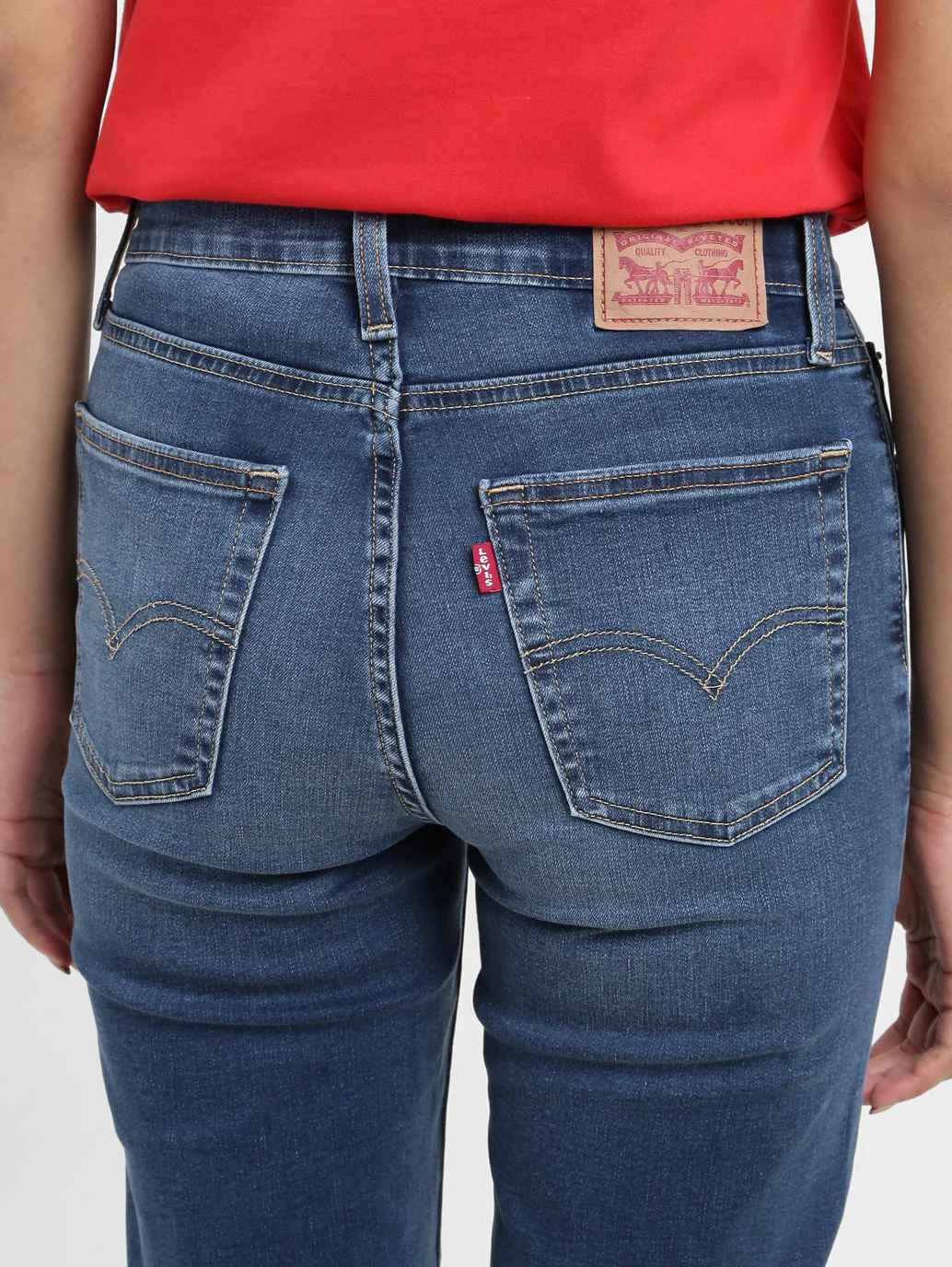 Women's 724 Blue Slim Straight Fit High Rise Jeans - Image 6