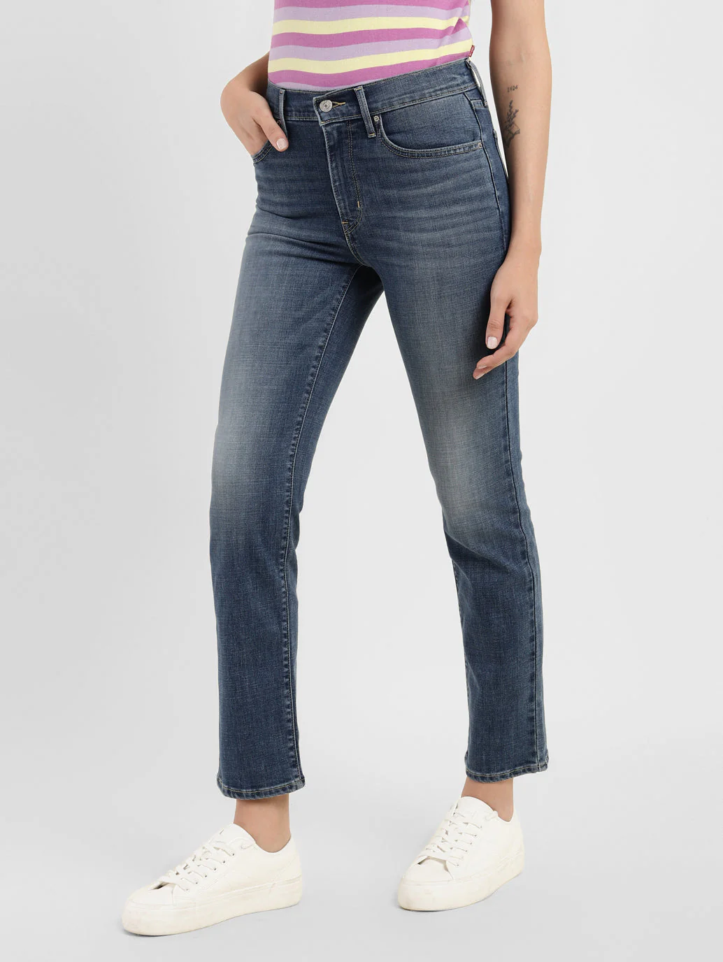 Women's 724 Blue Slim Straight Fit High Rise Jeans - Image 5