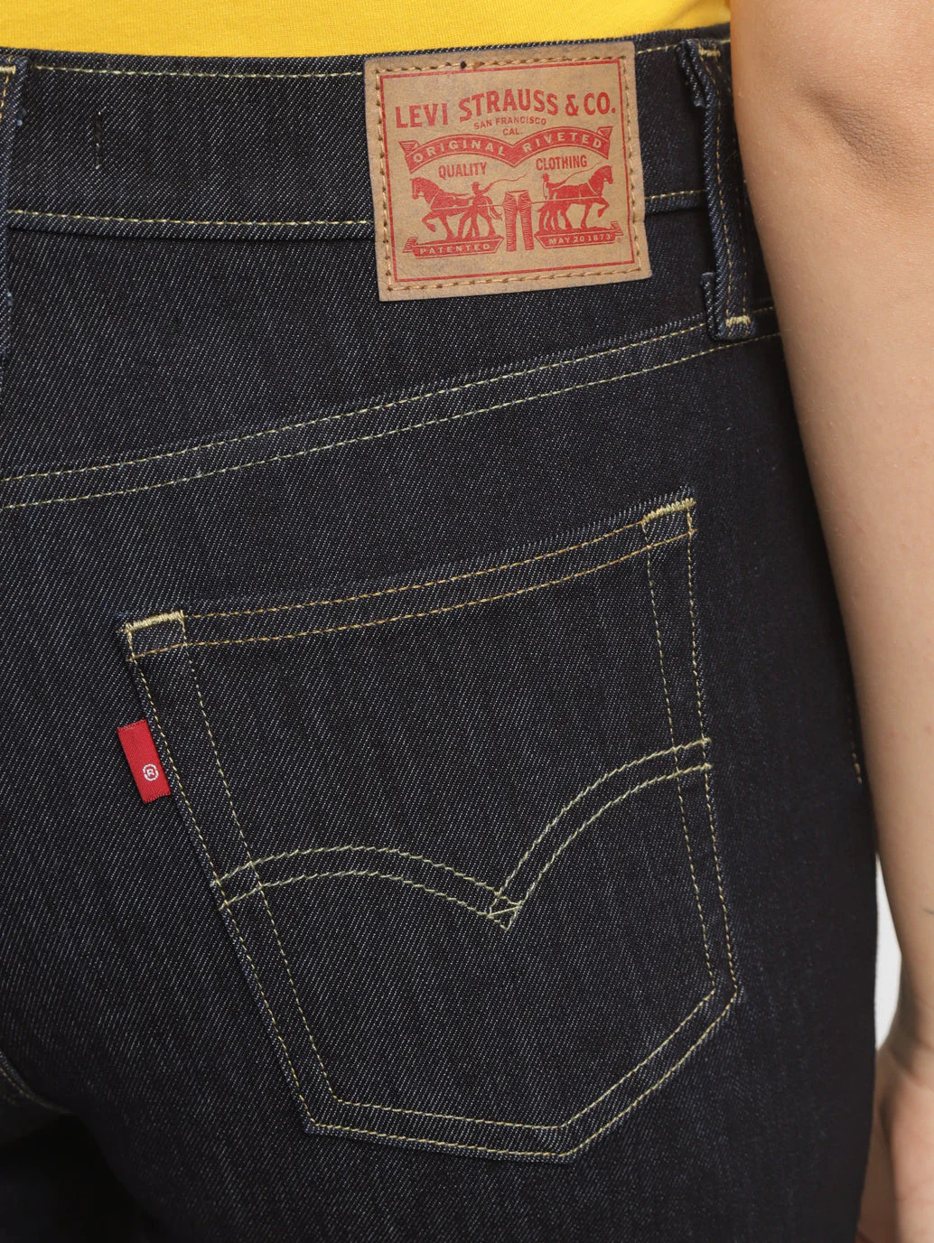 Women's 724 Blue Slim Straight Fit High Rise Jeans - Image 6