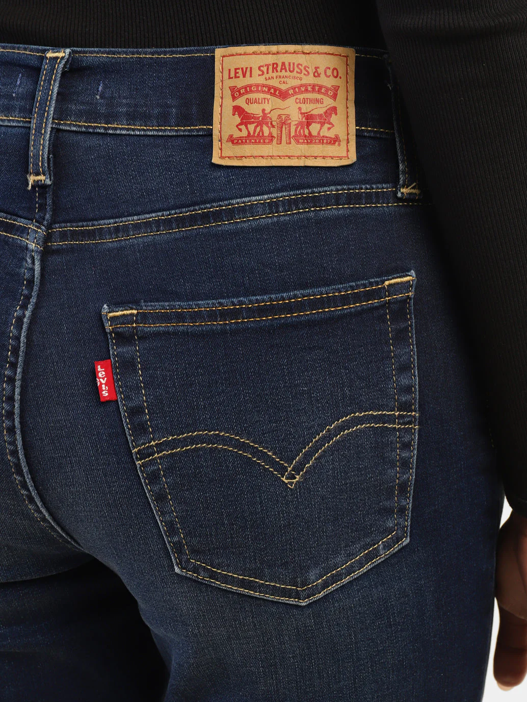 Women's 724 Blue Slim Straight Fit High Rise Jeans - Image 7