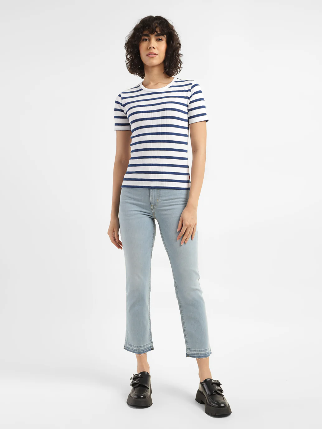 Women's 724 Blue Slim Straight Fit High Rise Jeans - Image 7