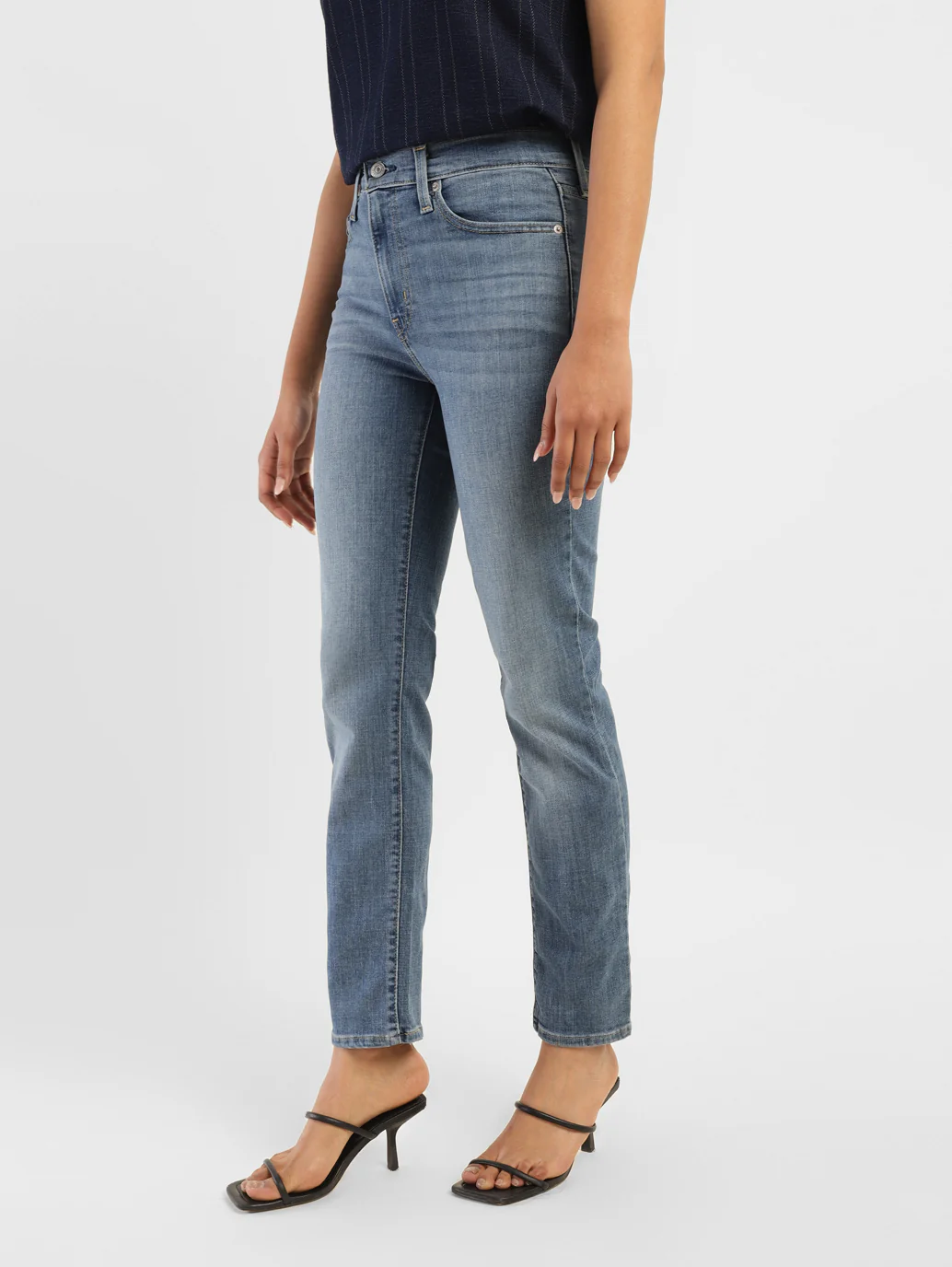 Women's 724 Blue Slim Straight Fit High Rise Jeans - Image 5