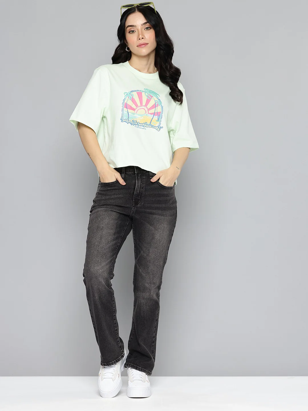 Women's 725 Black Bootcut Fit High Rise Jeans