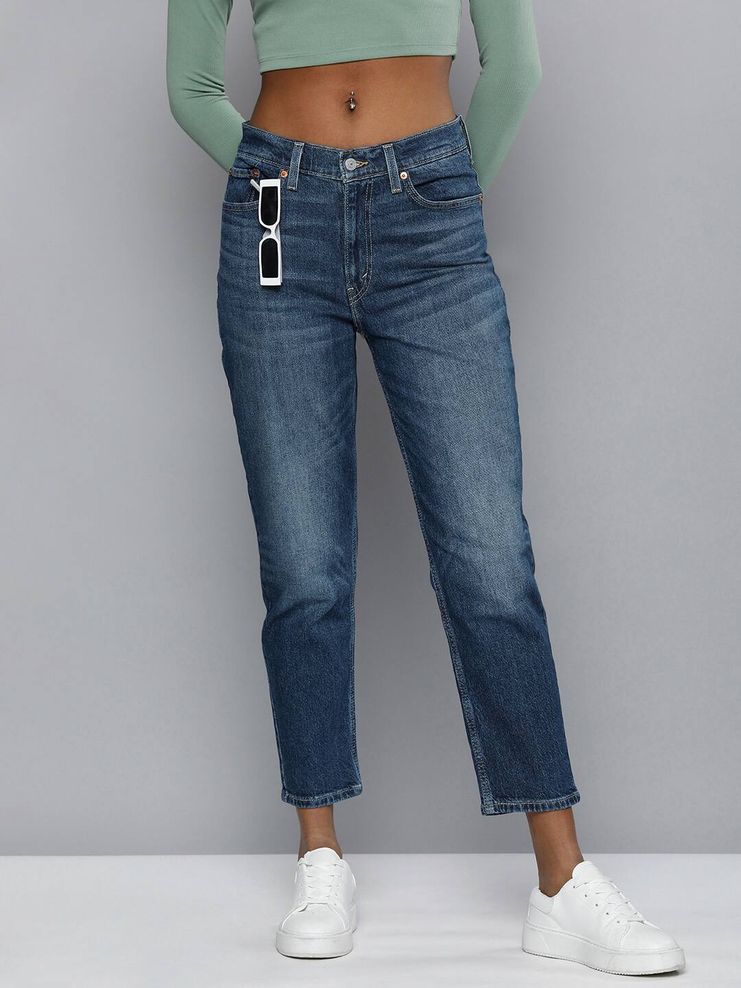 Women's 80s Mom Blue Loose Fit High Rise Jeans - Image 2