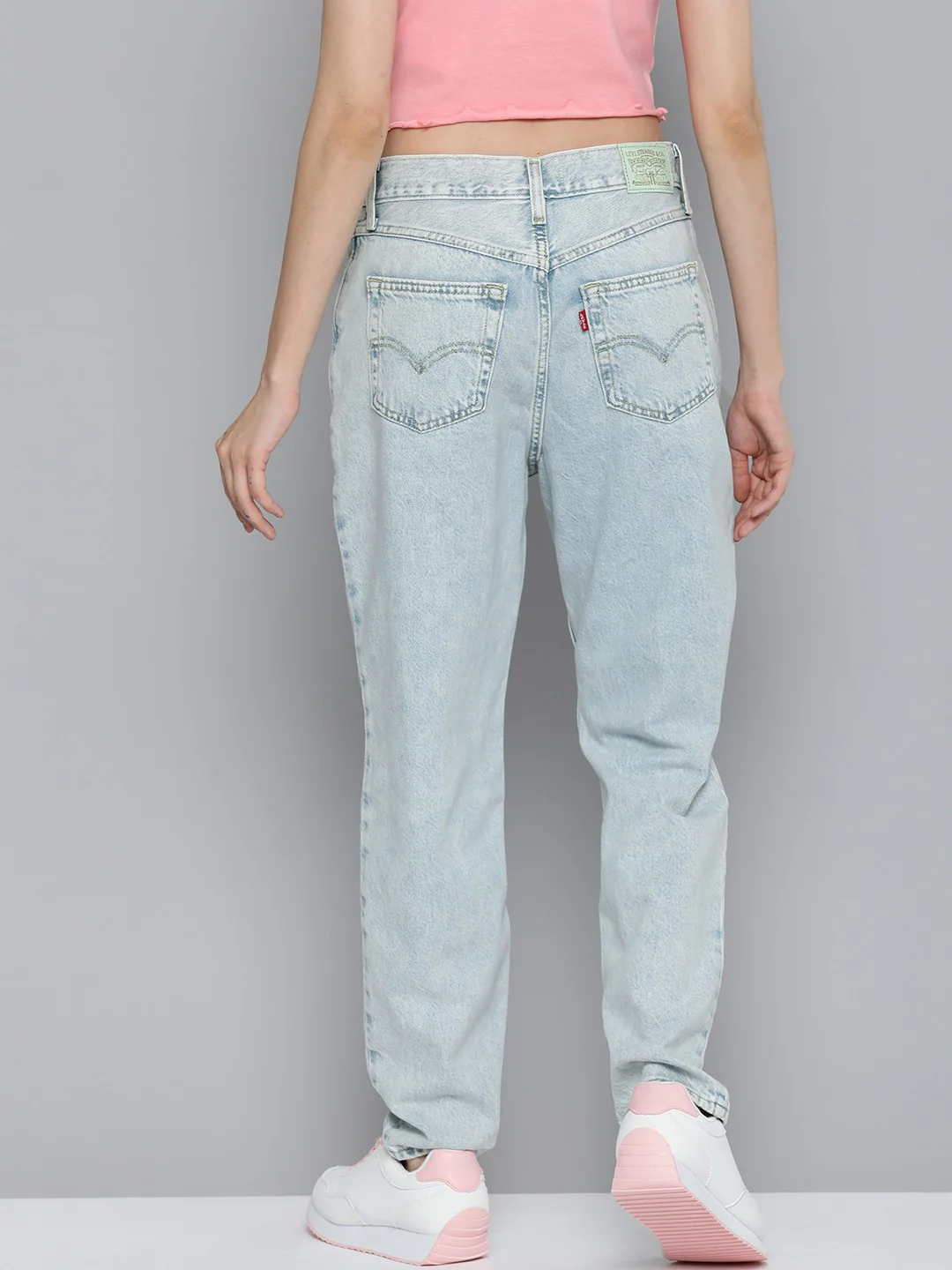 Women's 80s Mom Blue Loose Fit High Rise Jeans - Image 3