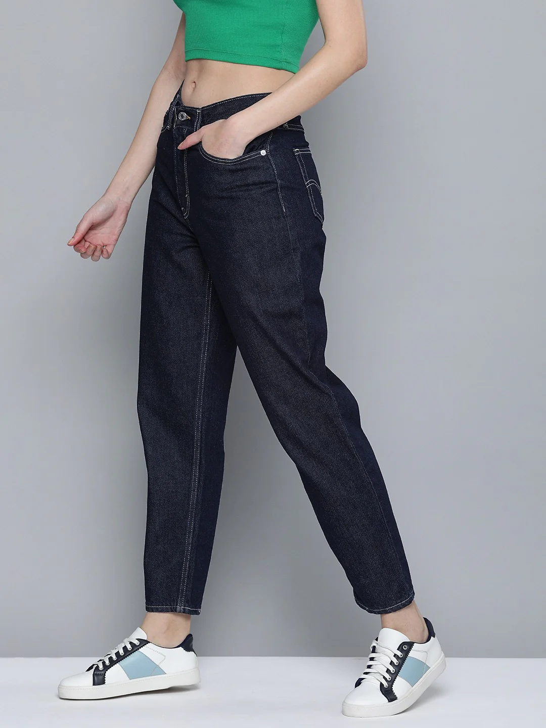 Women's 80s Mom Navy Blue Loose Fit High Rise Jeans - Image 2