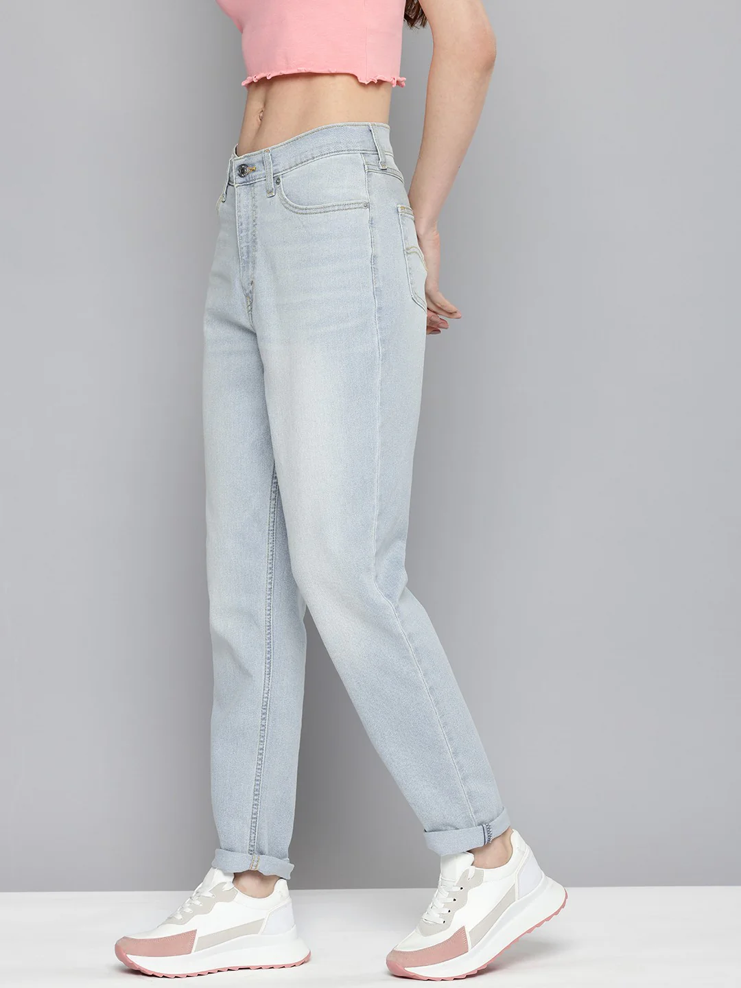 Women's 80s Mom Blue Loose Fit High Rise Jeans - Image 3