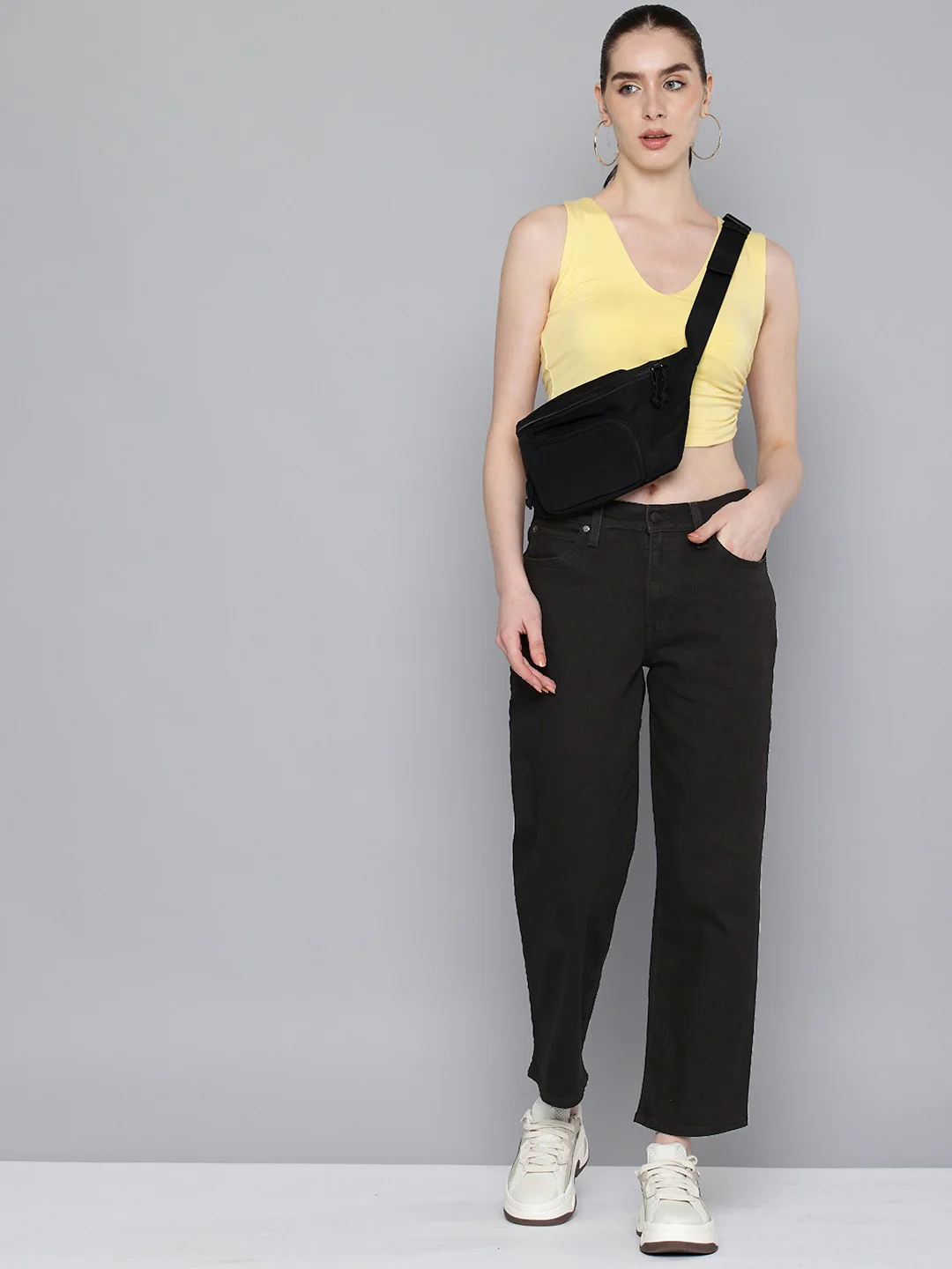 Women's 94 Black Baggy Fit Mid Rise Jeans