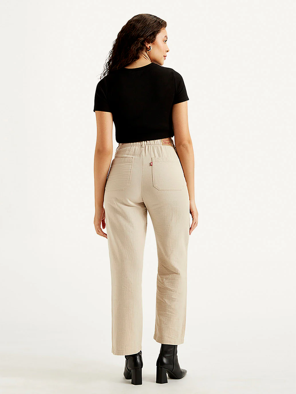 Women's High Rise Beige Loose Fit Trousers - Image 3