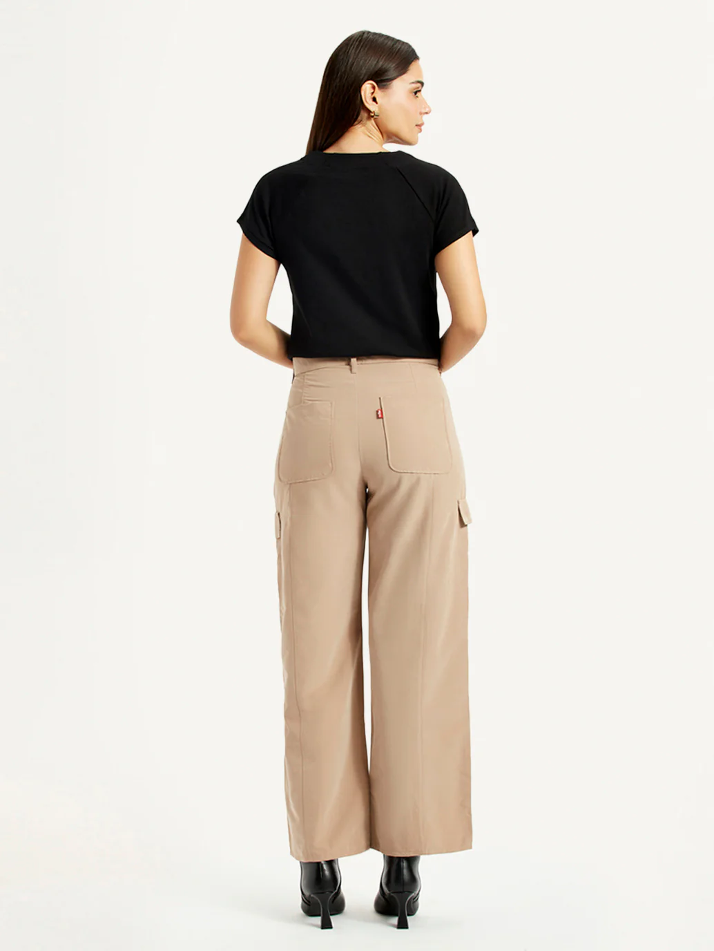 Women's High Rise Beige Wide Leg Fit Cargo Trouser - Image 4