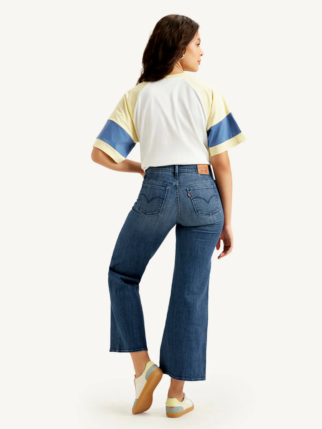 Women's 318 Blue Shaping Wide Leg Fit Mid Rise Jeans - Image 3