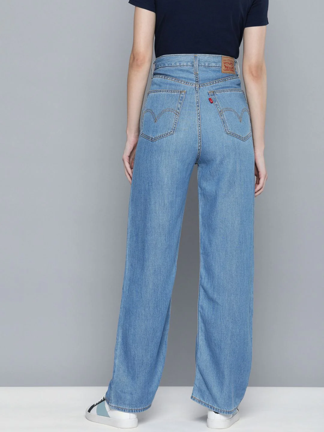 Women's Indigo Baggy Fit High Rise Jeans - Image 4