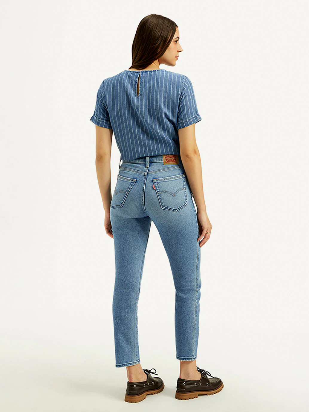 Women's 724 Light Blue Slim Straight Fit High Rise Jeans - Image 3