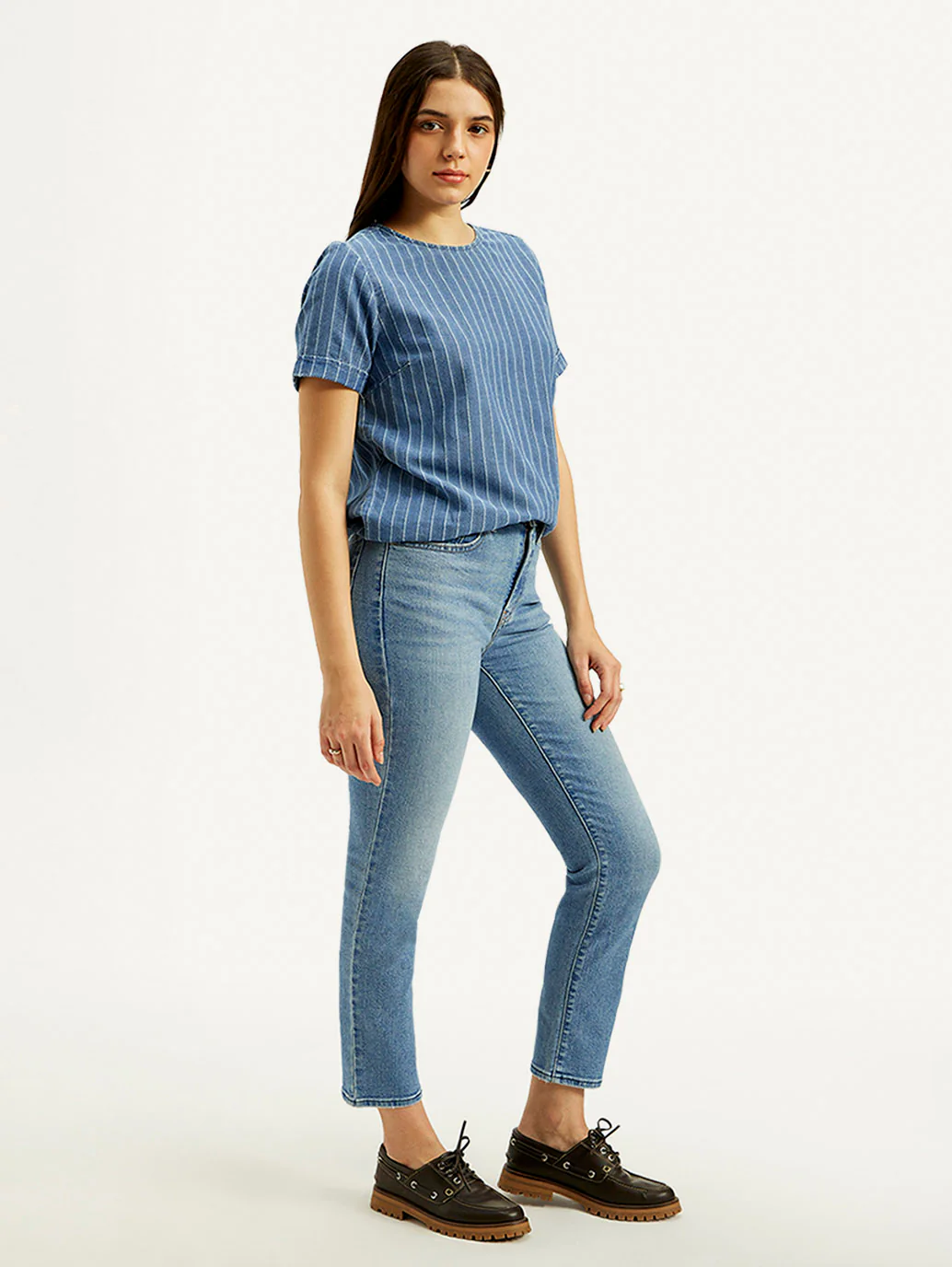 Women's 724 Light Blue Slim Straight Fit High Rise Jeans - Image 6