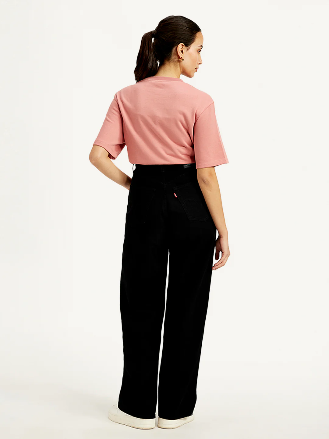 Women's Black Loose Fit High Rise Jeans - Image 3