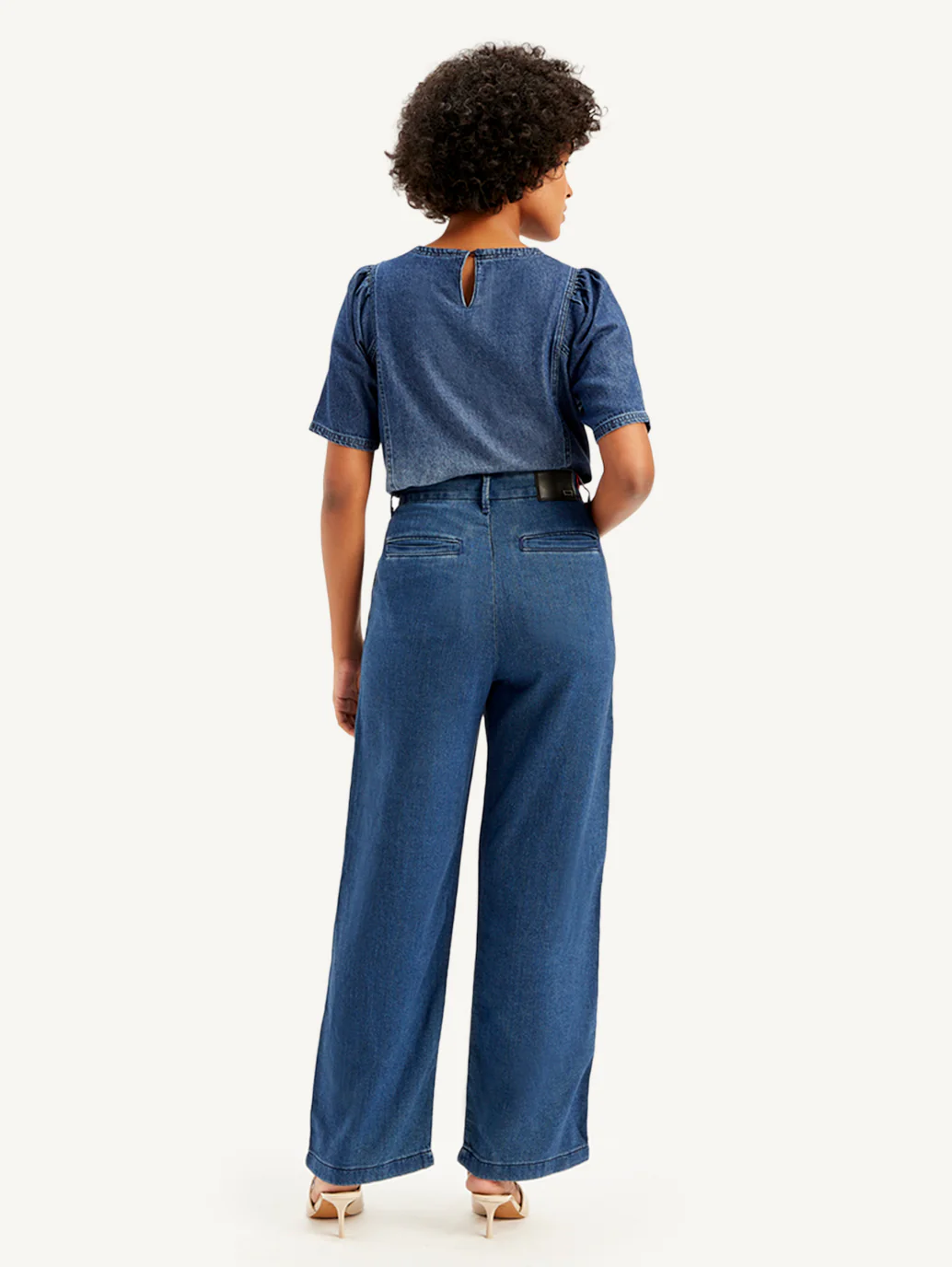Women's Redloop Blue Loose Fit High Rise Jeans - Image 3